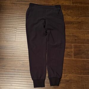 Lululemon Women’s Black Jogger Pants